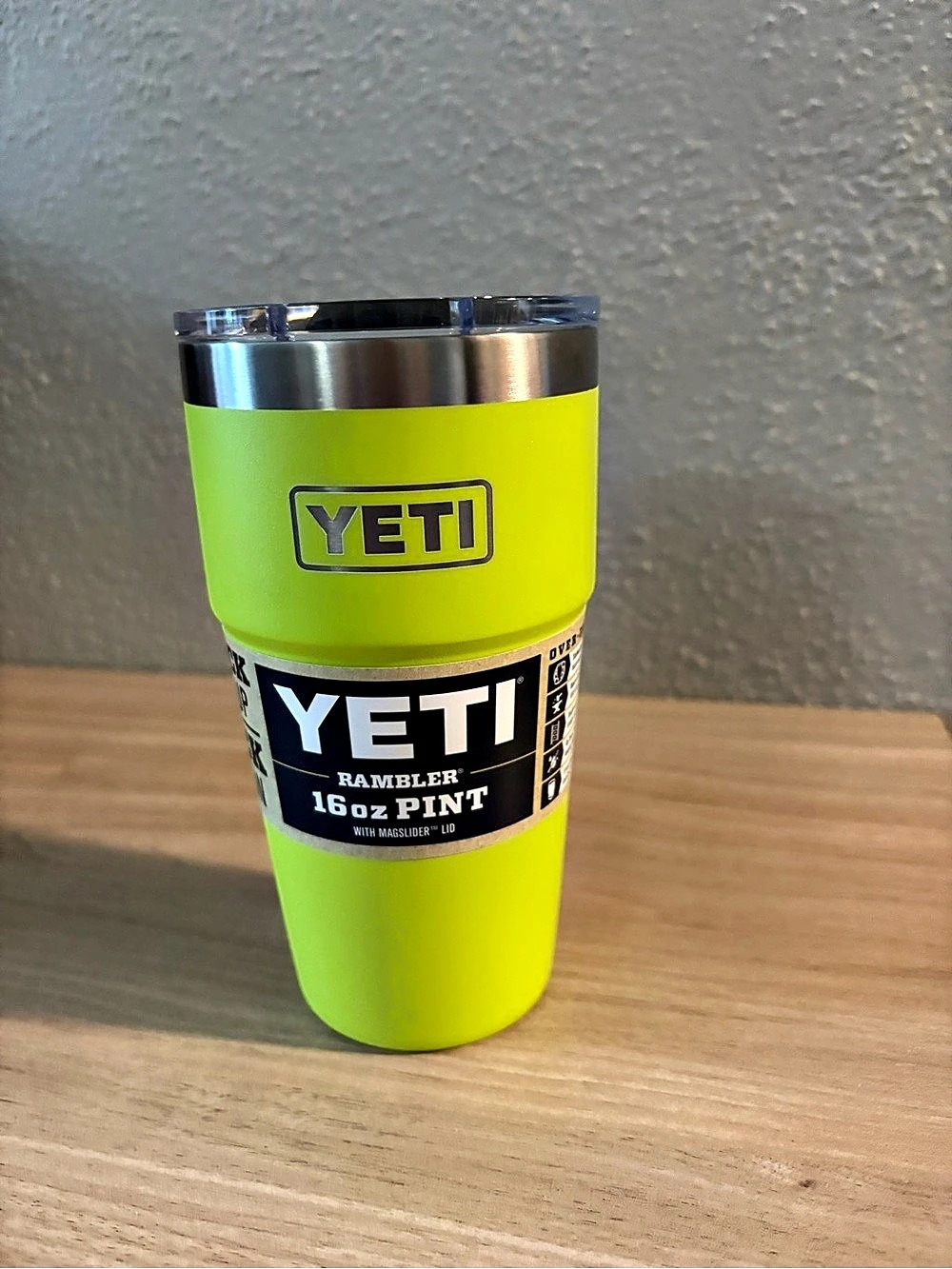 YETI Rambler 16 oz Pint Chartreuse